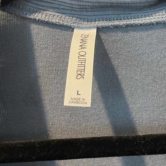 Zenana Outfitters Blue Sweater - Picture 3 of 3